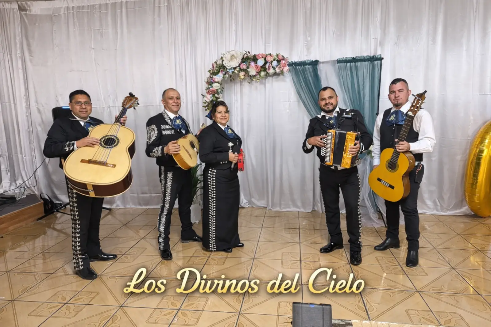 home-firstImage-1600x1067